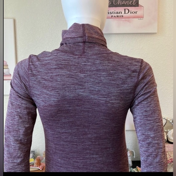 Lululemon wooly wonder turtleneck top long sleeves in dark adobe color size 6 - Picture 5 of 9